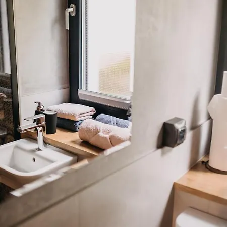 Skarpa דירה Srebrna Góra